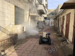 喷雾消毒机器人应用在小巷