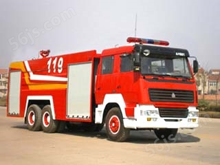 重汽豪泺双桥水罐消防车12-15吨